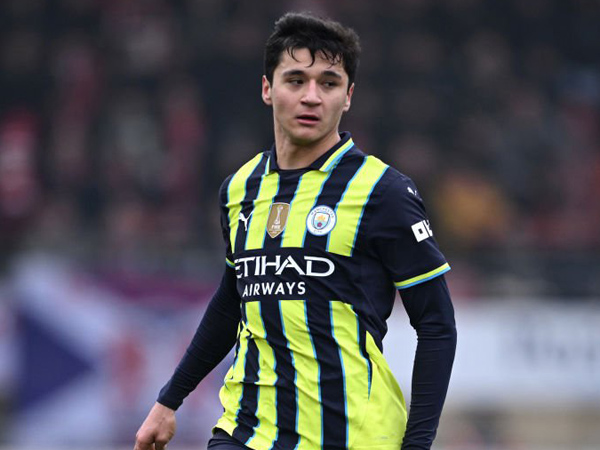 Abdukodir Khusanov Cetak Gol Pertama Bagi City, Begini Reaksi Rico Lewis