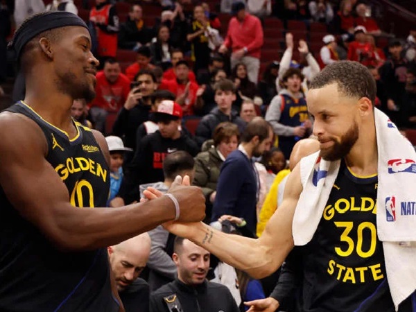 Stephen Curry Kaget Lihat Debut Jimmy Butler Bersama Warriors