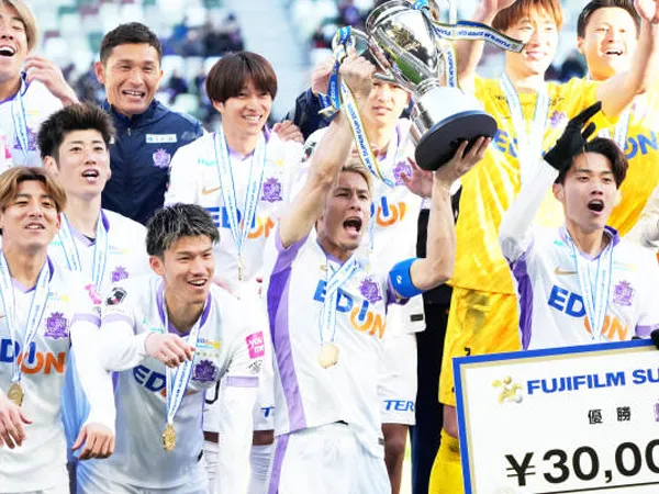 Kalahkan Vissel Kobe, Sanfrecce Hiroshima Juara Piala Super Jepang