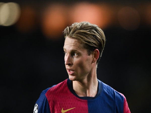 Barcelona Menetapkan Harga Transfer untuk Frenkie de Jong