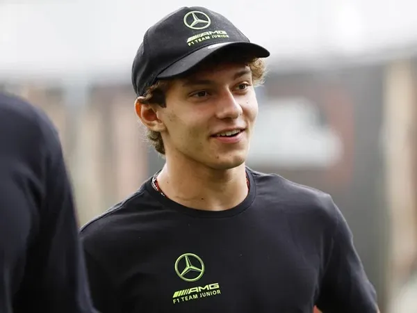 Kimi Antonelli Mengenang Pertama Kali Mengunjungi Paddock