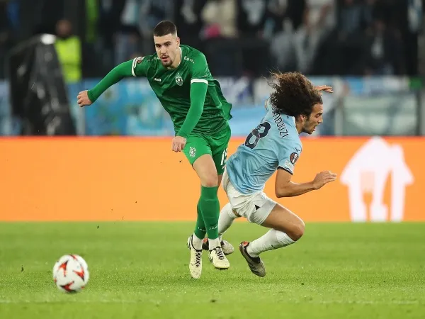 Terpikat Performanya di UEL, Lazio Incar Servis Defender Ludogorets