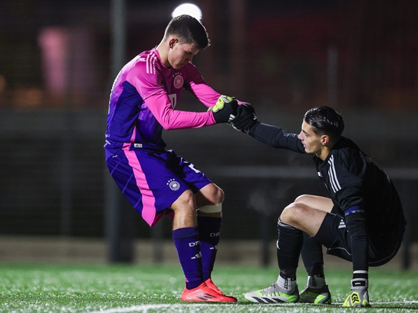 Barcelona Telah Sepakat Perpanjang Kontrak dengan Kiper Berbakat