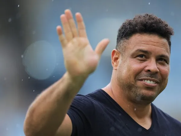 Ronaldo Ungkapkan Kekecewaannya ke Manajemen Barcelona