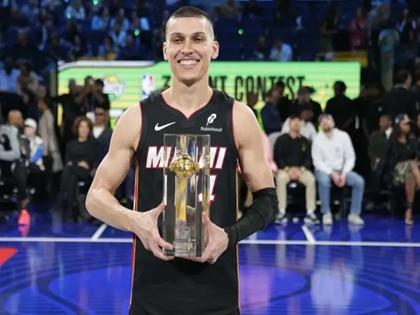 Tyler Herro Beruntung Menangkan Kontes 3 Poin NBA All-Star 2025