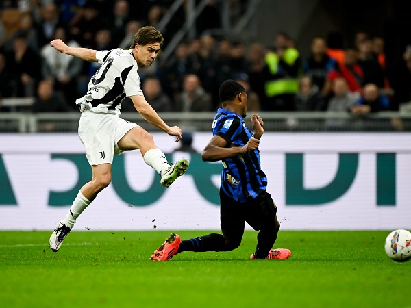 Vincenzo Montella Beri Penilaian Positif untuk Performa Kenan Yildiz