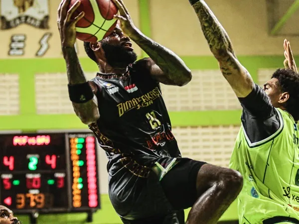 Damian Lillard Terus Ikuti Perjalanan Karier Keljin Blevins