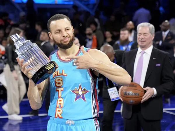 Stephen Curry Antarkan Tim Shaq Menangkan NBA All-Star2025