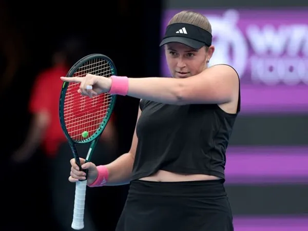 Usai Jadi Finalis Di Doha, Jelena Ostapenko Malah Terdepak Dari Dubai