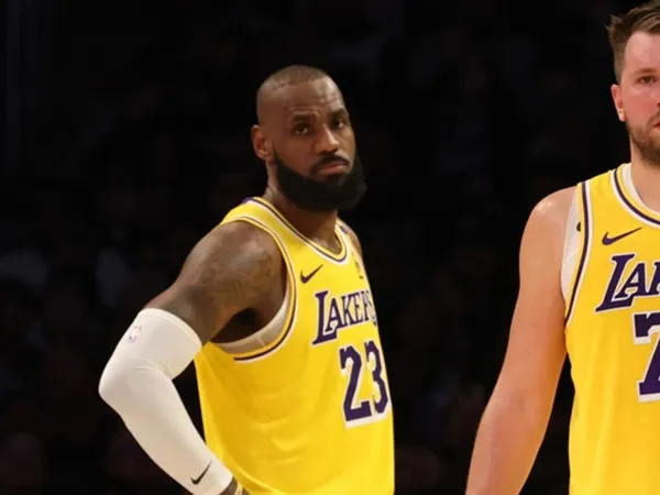 Austin Reaves Diusir Wasit, James Ungkap Dampaknya Bagi Lakers