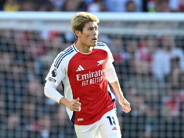 Bek Arsenal, Takehiro Tomiyasu, baru saja menjalani operasi lutut kanan