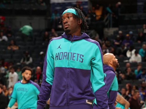 Mark Williams Heran Gagal Lolos Tes Medis Lakers