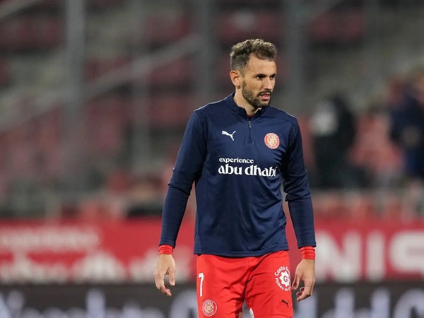 Striker Girona Bela Wasit Jelang Lawan Real Madrid