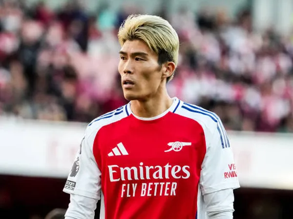 Belum Kunjung Sembuh, Takehiro Tomiyasu Harus Jalani Operasi Kedua