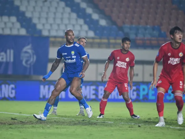 David da Silva Beberkan Alasan Bentuk DDS Soccer Academy