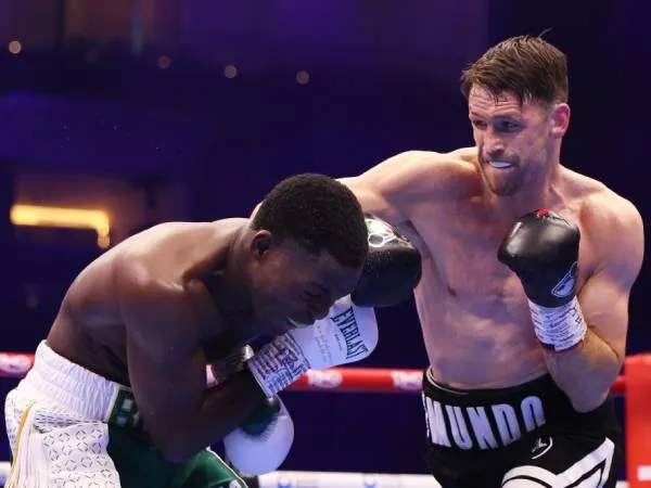 Callum Smith Kalahkan Joshua Buatsi, Rebut Gelar Interim Berat-Ringan WBO