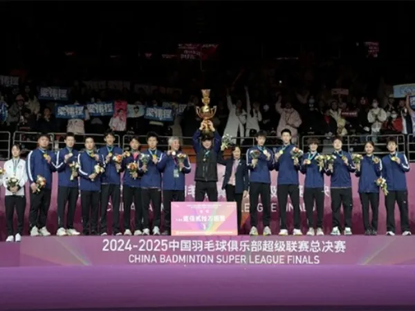 Ruichang Kampiun China Badminton Super League 2024-2025