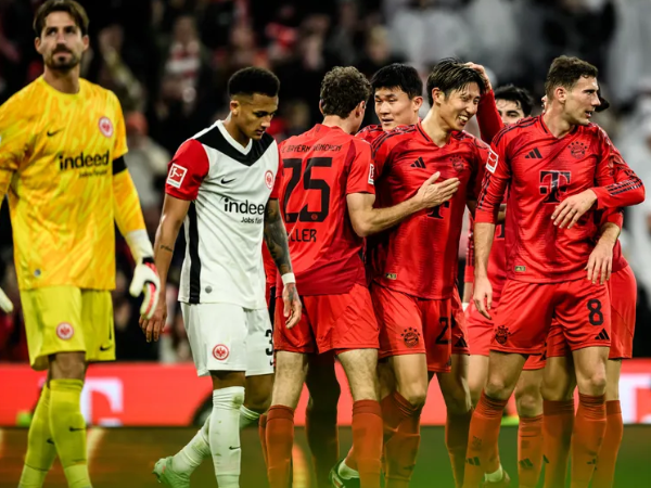 Usai Cetak Gol Perdananya untuk Bayern, Hiroki Ito Dapat Pujian dari Kompany