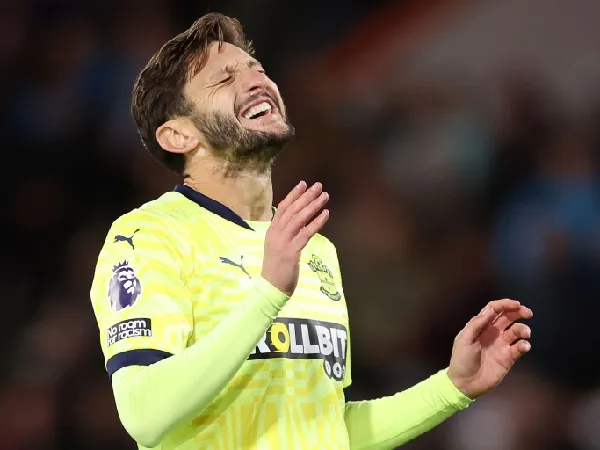 Gelandang veteran Southampton, Adam Lallana