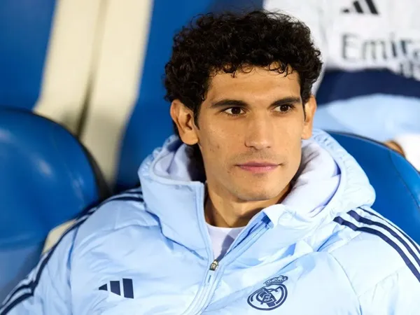 Real Madrid Umumkan Jesus Vallejo Alami Cedera