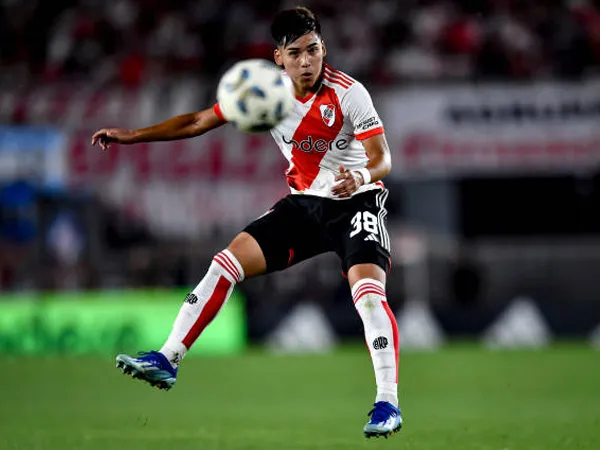 Kembali Berburu Talenta Muda, Chelsea Incar Ian Subiabre