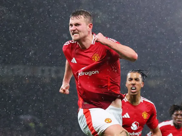 Matthijs de Ligt Hepi Bantu MU Kalahkan Ipswich