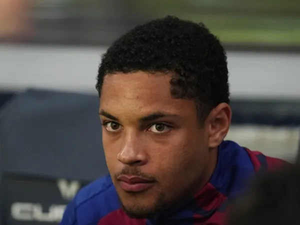 Barcelona Sepakat Melepas Vitor Roque ke Palmeiras