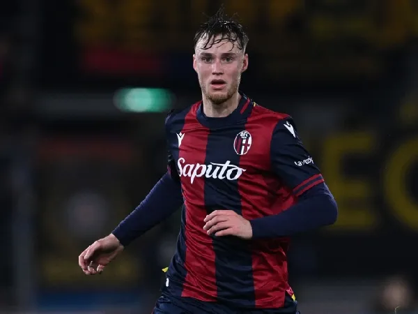 Chelsea Kirim Pemandu Bakat Pantau Bek Bologna, Sam Beukema