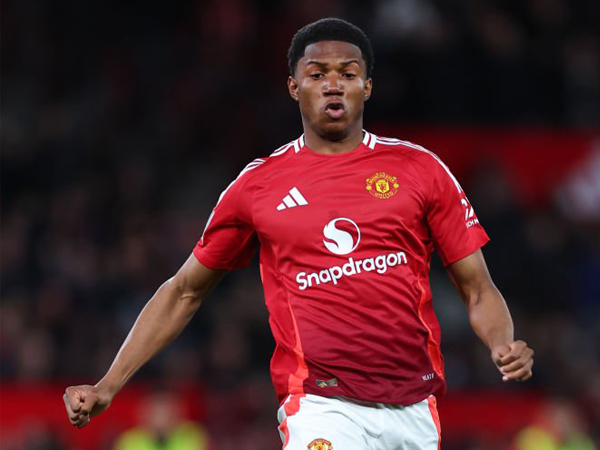 Performa Apik Chido Obi Saat Hadapi Fulham Dipuji Wayne Rooney