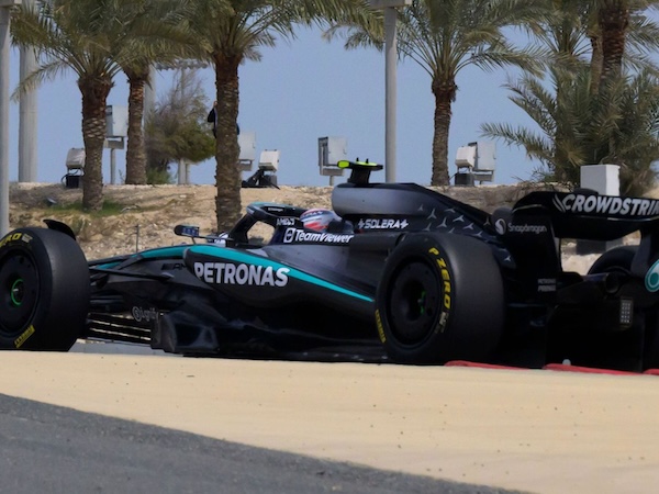 Mercedes Ungguli Ferrari, Siap Jadi Penantang di F1 2025