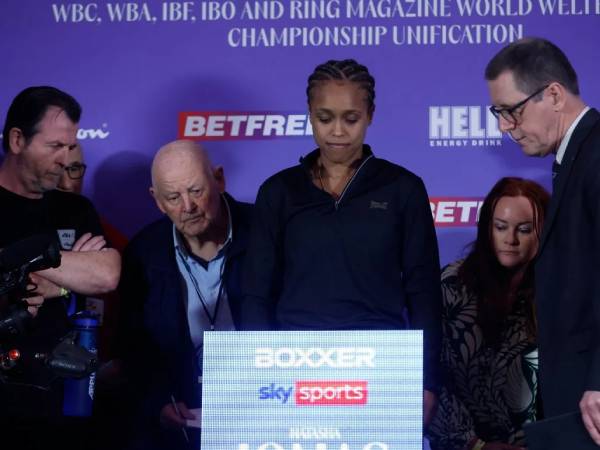 Drama Terjadi Di Acara Timbang Badan Natasha Jonas vs Lauren Price