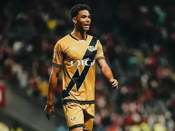 Etienne Eto’o Ceritakan Hubungan dengan Sang Ayah