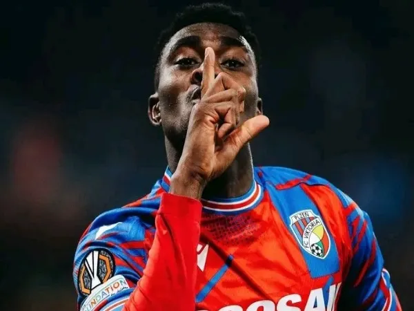 Striker incaran Lazio