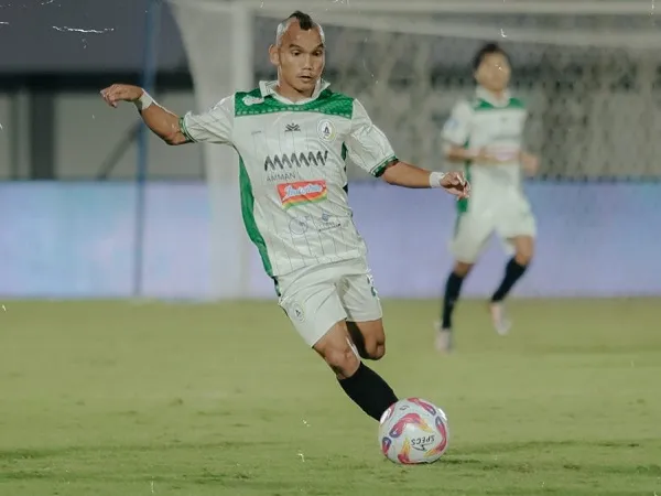 Winger PSS Sleman, Riko Simanjuntak