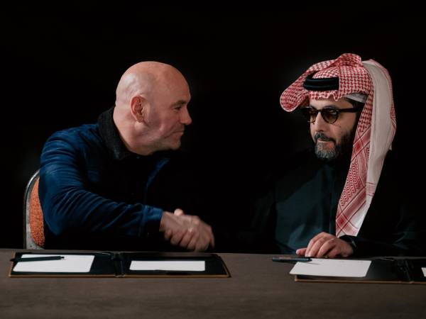 Turki Alalshikh Bermitra Dengan TKO Group Bentuk Promosi Tinju Baru