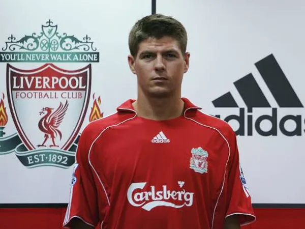 Resmi! adidas Kembali Jadi Mitra Liverpool Mulai 2025