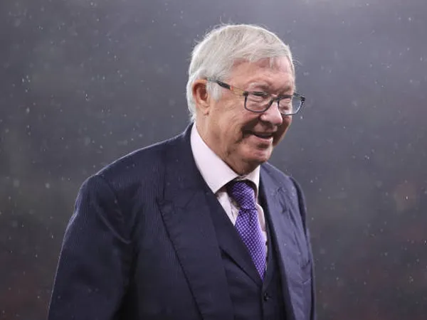 Sir Alex Ferguson Dukung Rencana Manchester United Bangun Stadion Baru