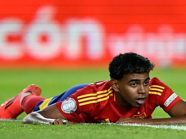 Pelatih Timnas Spanyol Minta Fans Kurangi Tekanan ke Lamine Yamal