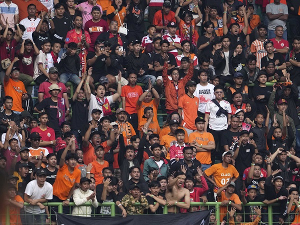 Persija Jakarta Ditemani The Jakmania Kontra Persebaya dan Semen Padang FC