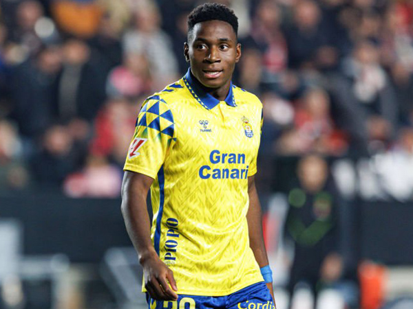 Usai Geovany Quenda, Chelsea Kini Amankan Dario Essugo