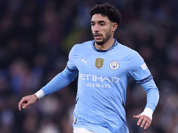 Chris Sutton: Omar Marmoush Punya Tembakan Mematikan