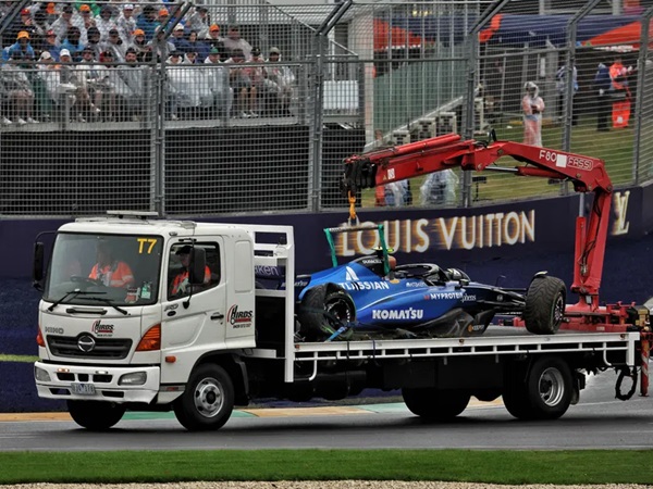 Carlos Sainz Jelaskan Penyebab Kecelakaannya di GP Australia