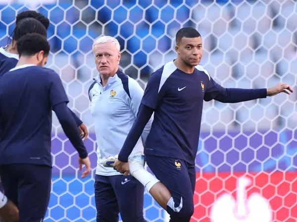 Kylian Mbappe Lakukan Pertemuan Khusus dengan Pelatih Timnas Prancis