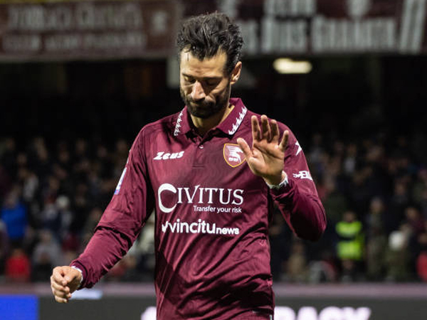 Antonio Candreva Resmi Gantung Sepatu di Usia 38 Tahun