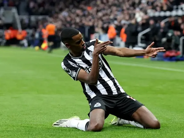 Alexander Isak Bahas Spekulasi Mengenai Ketertarikan Barcelona
