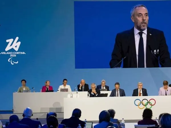 Pada Sesi IOC ke-144 di Yunani, CEO Milano Cortina, Andrea Varnier, memberikan kabar terbaru yang optimistis terkait Milano Cortina 2026. (Foto: AP)