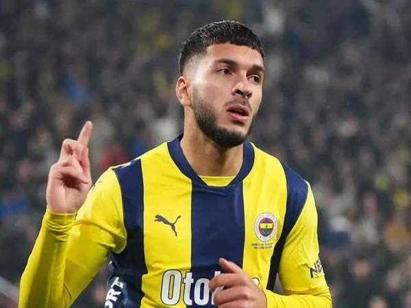 Lazio Pantau Winger Fenerbahce Yang Main Impresif di Era Mourinho