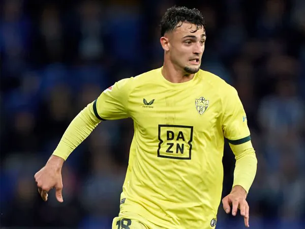 Musim Depan, Barcelona Rekrut Marc Pubill dari Almeria