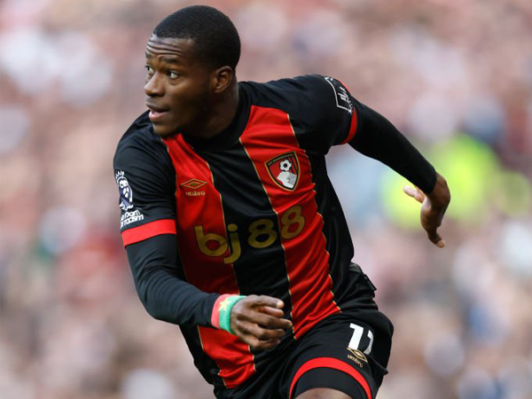 Dango Ouattara Masuk Daftar Pemain Incaran Villa dan Newcastle
