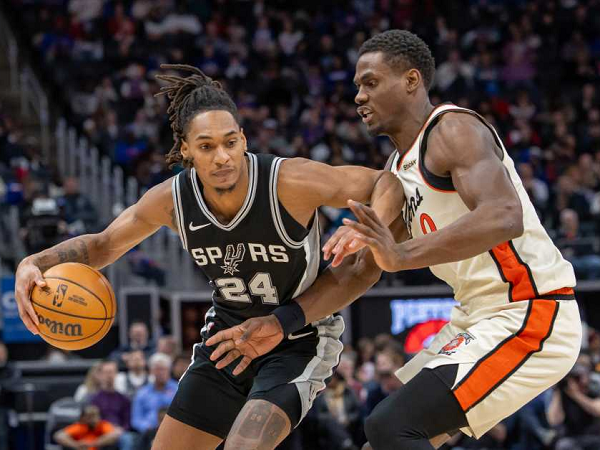 Kalah Dari Pistons, Devin Vassell Ingin Spurs Berbenah